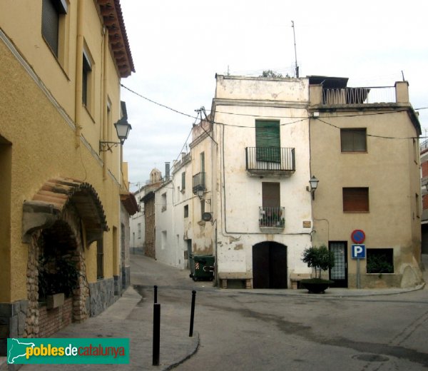 Santa Oliva - Nucli antic (Foto: Albert Esteves, 2006) Santa Oliva - Nucli antic