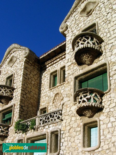 El Papiol - Casa Bou (Foto: Albert Esteves, 2006) El Papiol - Casa Bou