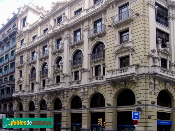 Barcelona - Col·legi d'Enginyers (Foto: Albert Esteves, 2006) Barcelona - Col·legi d'Enginyers