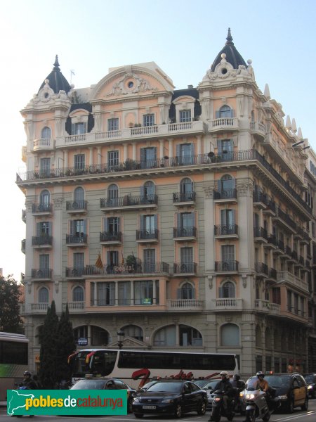 Barcelona - Via Laietana, 29 (Foto: Albert Esteves, 2006) Barcelona - Via Laietana, 29