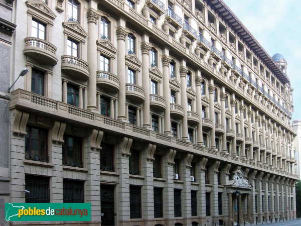 Barcelona - Via Laietana, 8-10 (Foto: Albert Esteves, 2006) Barcelona - Via Laietana, 8-10