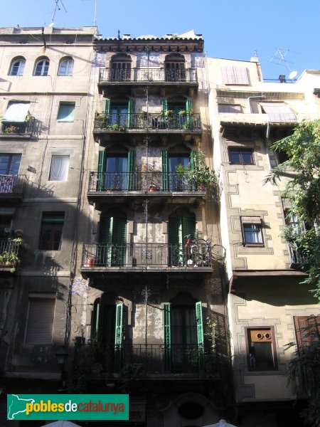 Barcelona - Plaça de les Olles (Foto: Albert Esteves, 2006) Barcelona - Plaça de les Olles