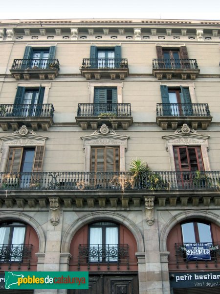 Barcelona - Porxos de Fontseré (Foto: Albert Esteves, 2006) Barcelona - Porxos de Fontseré