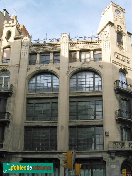 Barcelona - Via Laietana, 3 (Foto: Albert Esteves, 2006) Barcelona - Via Laietana, 3