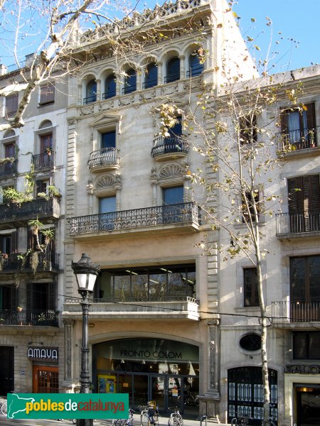 Barcelona - Casa Napoleó (Frontó Colom) (Foto: Albert Esteves, 2007) Barcelona - Casa Napoleó (Frontó Colom)