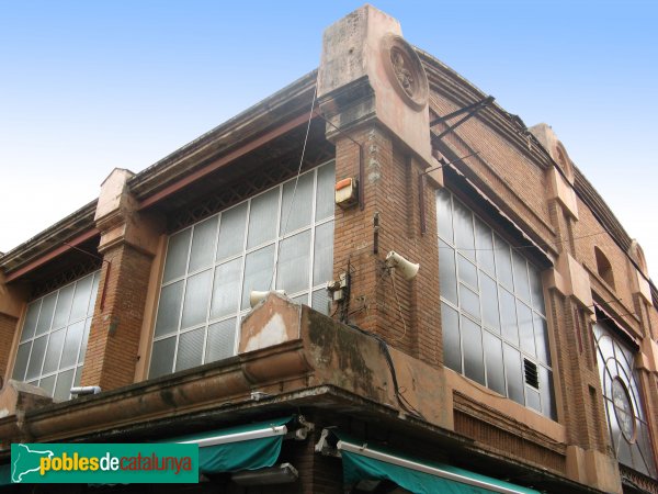 Badalona - Mercat Maignon (Foto: Albert Esteves, 2007) Badalona - Mercat Maignon
