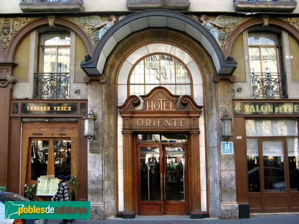 Barcelona - Hotel Oriente (Rambla, 45-47) (Foto: Albert Esteves, 2007) Barcelona - Hotel Oriente (Rambla, 45-47)