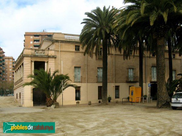 Badalona - Can Cabanyes (Foto: Albert Esteves, 2007) Badalona - Can Cabanyes