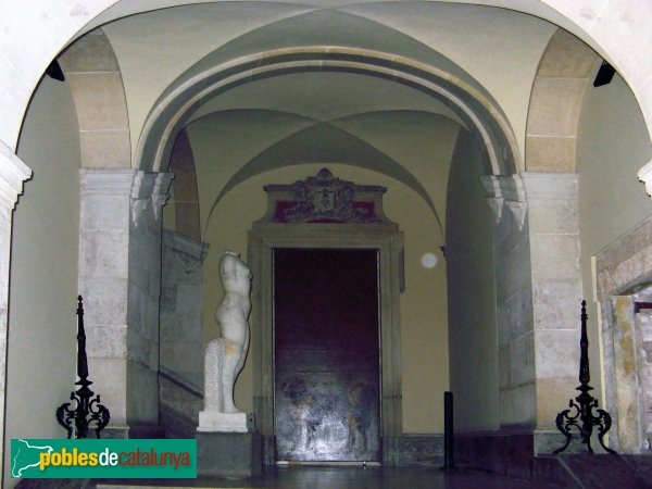 Barcelona - Palau Moja (Foto: Albert Esteves, 2007) Barcelona - Palau Moja