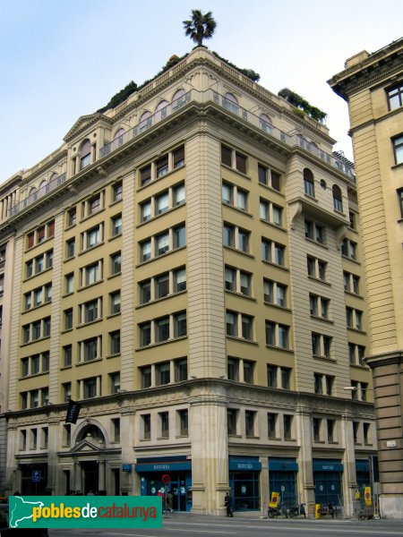 Barcelona - Via Laietana, 30 (Foto: Albert Esteves, 2007) Barcelona - Via Laietana, 30