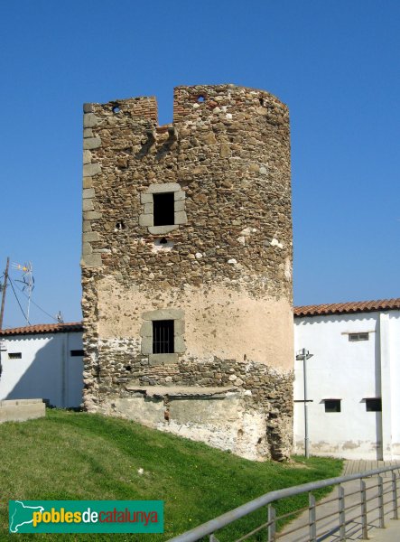 Montgat - Torre de ca l'Alzina (Foto: Albert Esteves, 2007) Montgat - Torre de ca l'Alzina