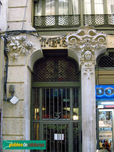 Barcelona - Boqueria, 11-13-15 (Foto: Albert Esteves, 2007) Barcelona - Boqueria, 11-13-15