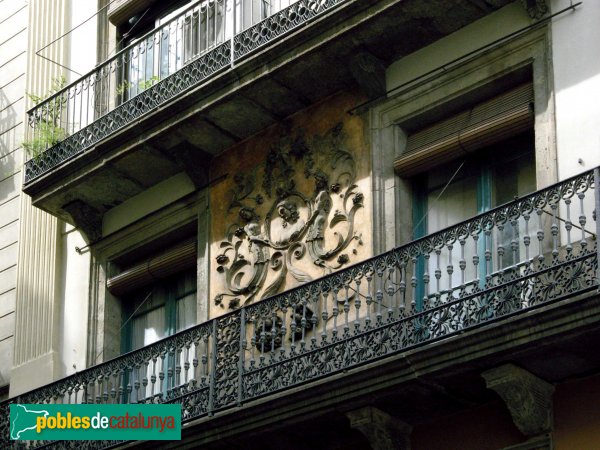 Barcelona - Baixada de la Llibreteria, 9 (Foto: Albert Esteves, 2007) Barcelona - Baixada de la Llibreteria, 9