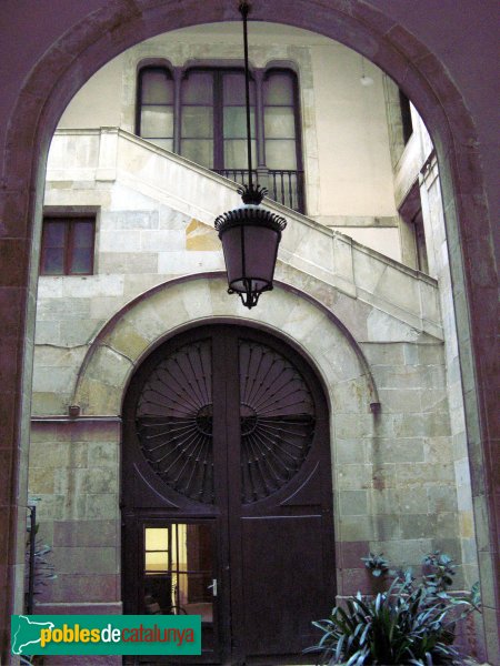 Barcelona - Palau, 4 (Foto: Albert Esteves, 2007) Barcelona - Palau, 4