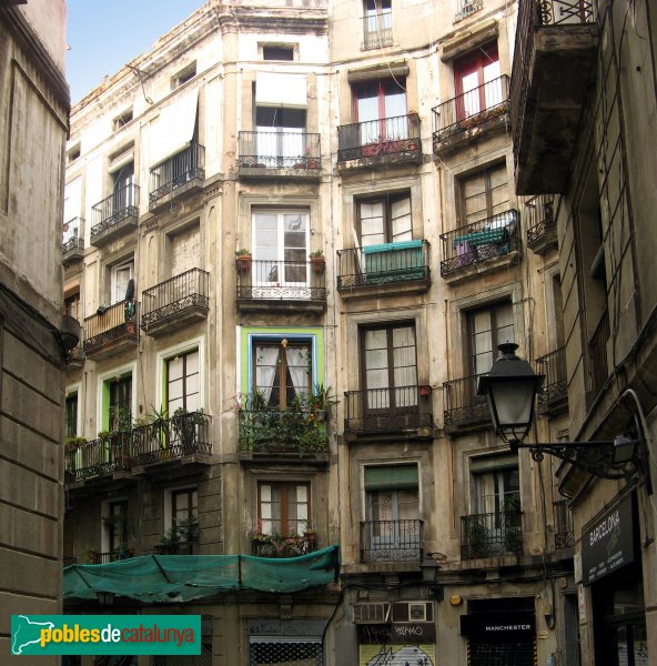 Barcelona - Placeta Milans (Foto: Albert Esteves, 2007) Barcelona - Placeta Milans