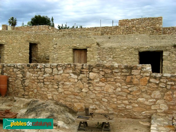 Calafell - Ciutadella ibèrica (Foto: Albert Esteves, 2007) Calafell - Ciutadella ibèrica