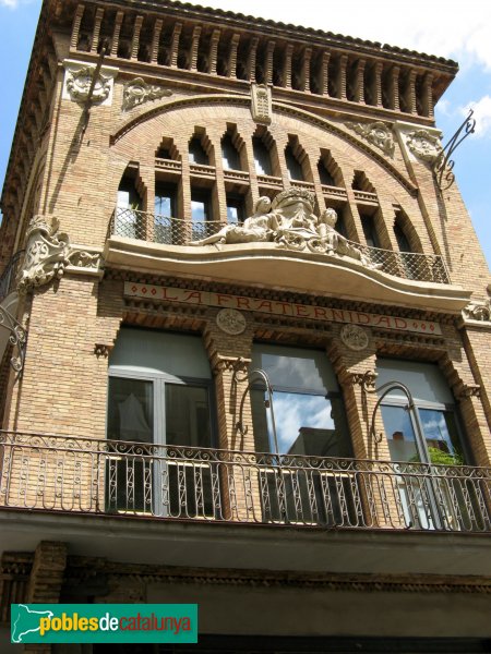 Barcelona - Cooperativa la Fraternitat (Foto: Albert Esteves, 2007) Barcelona - Cooperativa la Fraternitat