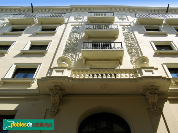 Barcelona - Tallers, 52-64 (Foto: Albert Esteves, 2007) Barcelona - Tallers, 52-64