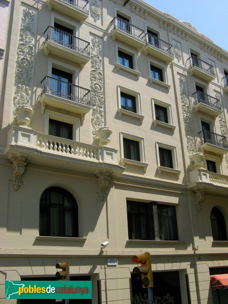 Barcelona - Tallers, 52-64 (Foto: Albert Esteves, 2007) Barcelona - Tallers, 52-64