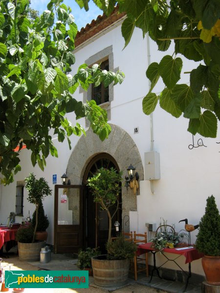 Dosrius - Rectoria de Canyamars (Foto: Albert Esteves, 2007) Dosrius - Rectoria de Canyamars