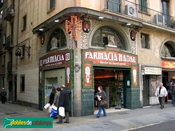 Barcelona - Farmàcia Nadal (Foto: Albert Esteves, 2007) Barcelona - Farmàcia Nadal