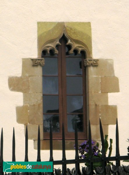 Alella - Can Bragulat (Foto: Albert Esteves, 2007) Alella - Can Bragulat