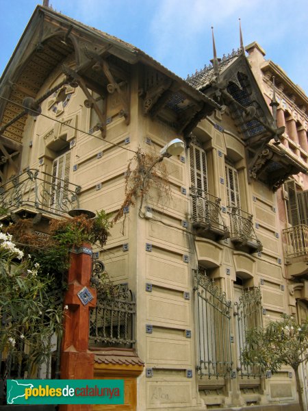 Calella - Torre Macaya (Foto: Albert Esteves, 2007) Calella - Torre Macaya