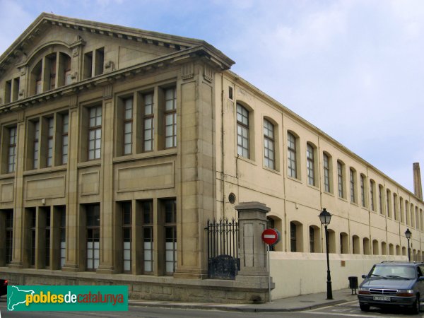 Calella - Fàbrica Llobet Guri (Foto: Albert Esteves, 2007) Calella - Fàbrica Llobet Guri