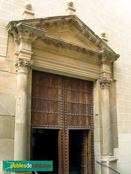 Torredembarra - Església de Sant Pere (Foto: Albert Esteves, 2007) Torredembarra - Església de Sant Pere