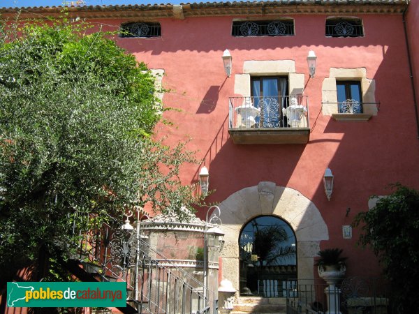 Creixell - Casa d'Ivori (Foto: Albert Esteves, 2007) Creixell - Casa d'Ivori