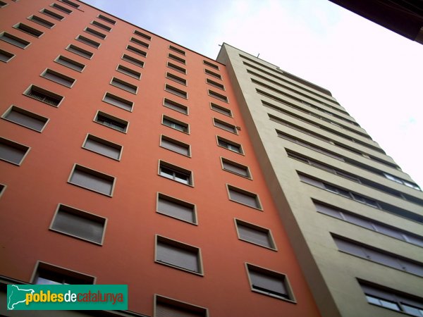Barcelona - Edifici Fàbregas (Trafalgar 2-4) (Foto: <i>Jaume C.B.</i>, 2007) Barcelona - Edifici Fàbregas (Trafalgar 2-4)