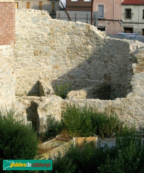 Mataró - Muralles (Foto: Albert Esteves, 2007) Mataró - Muralles
