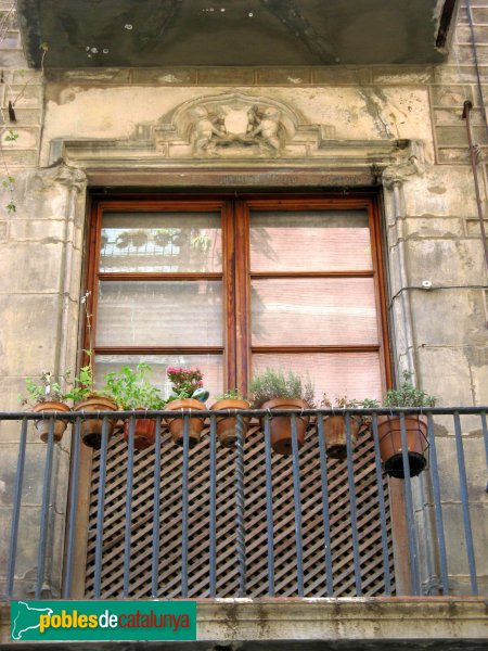 Barcelona - Placeta de Montcada, 8 (Foto: Albert Esteves, 2007) Barcelona - Placeta de Montcada, 8