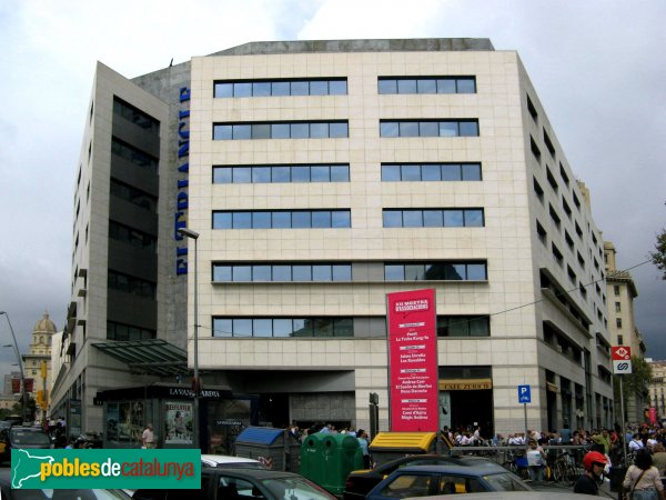 Barcelona - El Triangle (Foto: Albert Esteves, 2007) Barcelona - El Triangle