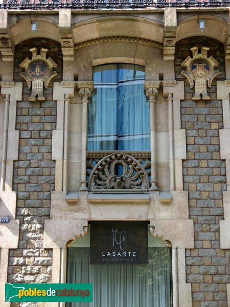 Barcelona - Passeig de Gràcia, 75 (Foto: Albert Esteves, 2007) Barcelona - Passeig de Gràcia, 75