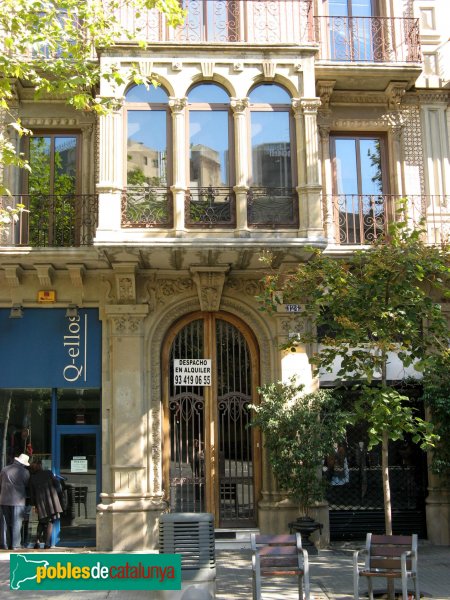 Barcelona - Rambla Catalunya, 124 (Foto: Albert Esteves, 2007) Barcelona - Rambla Catalunya, 124