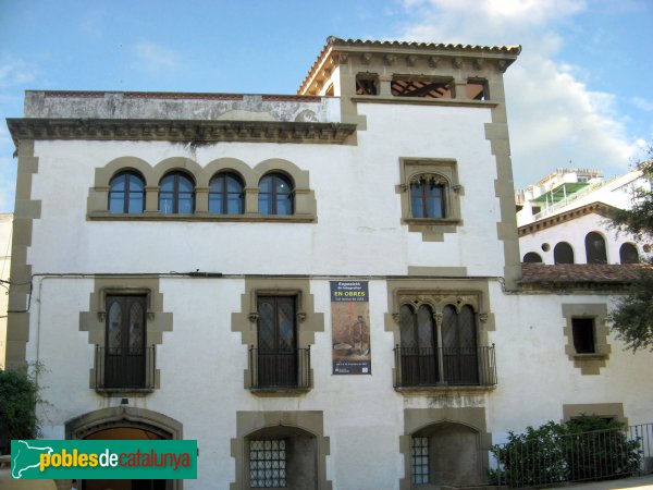 Arenys de Mar - Fàbrica Calisay (Foto: Albert Esteves, 2007) Arenys de Mar - Fàbrica Calisay
