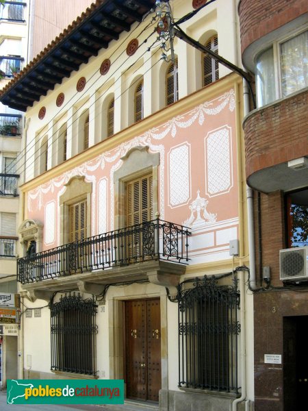 Arenys de Mar - Can Montal de la Dreta (Foto: Albert Esteves, 2007) Arenys de Mar - Can Montal de la Dreta