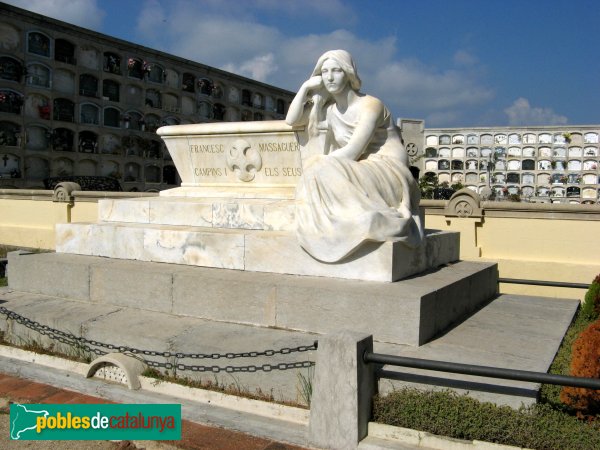 Arenys de Mar - Cementiri. Sepulcre Masseguer (Foto: Albert Esteves, 2007) Arenys de Mar - Cementiri. Sepulcre Masseguer