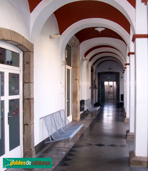 Mataró - Hospital de Sant Jaume i Santa Magdalena (Foto: <i>Gustau Zariquiey</i>, 2007) Mataró - Hospital de Sant Jaume i Santa Magdalena