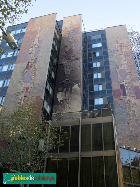 Barcelona - Rambla de Catalunya, 26 (Hotel Calderón) (Foto: Albert Esteves, 2007) Barcelona - Rambla de Catalunya, 26 (Hotel Calderón)