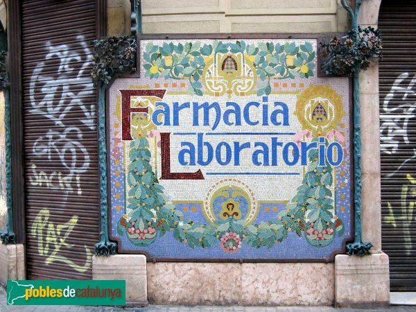 Barcelona - Farmàcia Viladot (Foto: Albert Esteves, 2007) Barcelona - Farmàcia Viladot