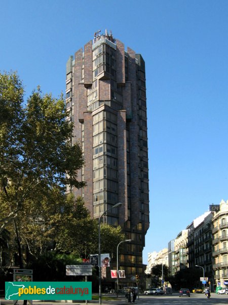 Barcelona - Torre Urquinaona (Foto: Albert Esteves, 2007) Barcelona - Torre Urquinaona
