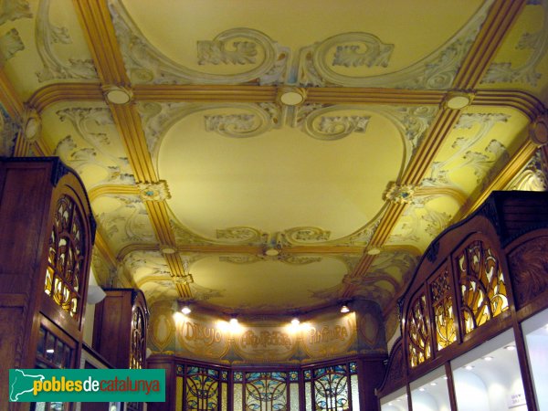 Barcelona - Botiga Vídua de Texidor (Foto: Albert Esteves, 2007) Barcelona - Botiga Vídua de Texidor