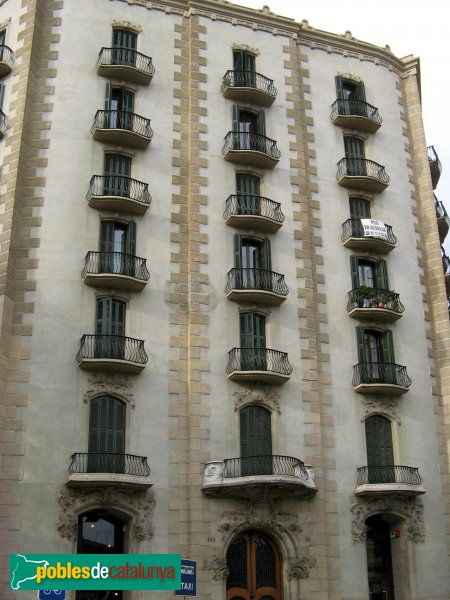 Barcelona - Gran Via, 633 (Foto: Albert Esteves, 2007) Barcelona - Gran Via, 633