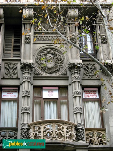 Barcelona - Diputació, 329 (Foto: Albert Esteves, 2007) Barcelona - Diputació, 329