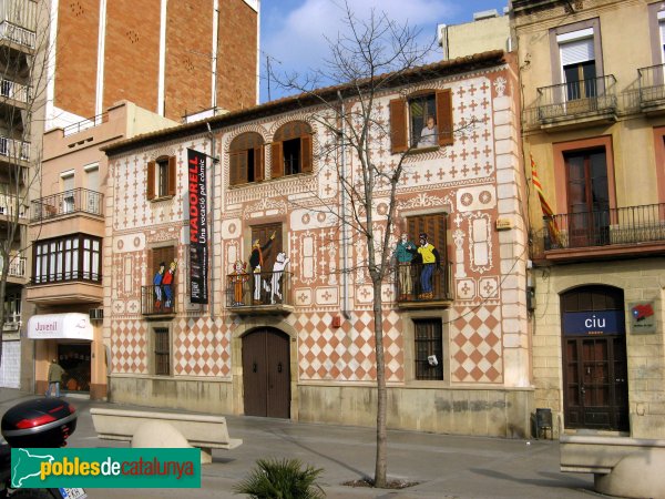 Molins de Rei - Ca n'Ametller (Foto: Albert Esteves, 2008) Molins de Rei - Ca n'Ametller