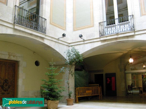 Barcelona - Palau Moja (Foto: Albert Esteves, 2008) Barcelona - Palau Moja