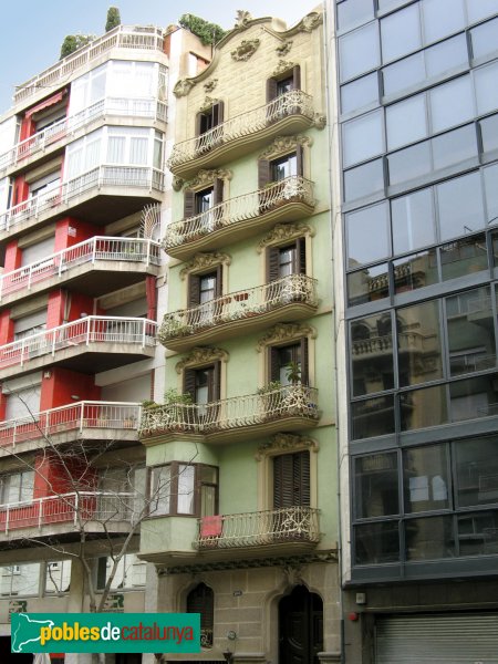 Barcelona - París, 188 (Foto: Albert Esteves, 2008) Barcelona - París, 188