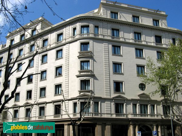 Barcelona - Balmes, 103-105 (Foto: Albert Esteves, 2008) Barcelona - Balmes, 103-105